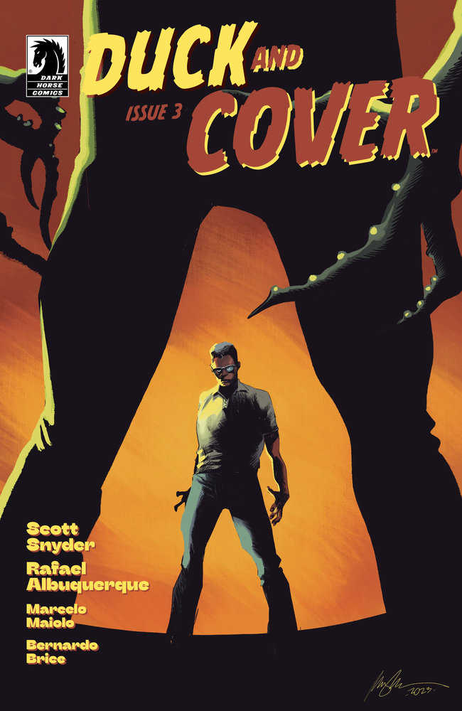 DUCK AND COVER #3 (COVER A) (RAFAEL ALBUQUERQUE)